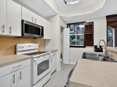 2931 Hope Valley Street, West Palm Beach, FL 33411