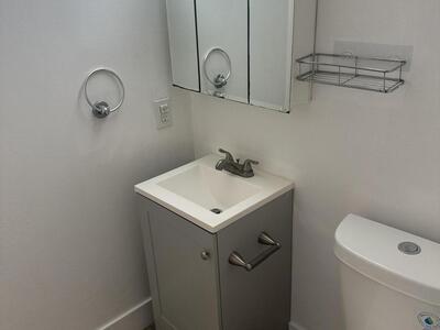 3550 NW 104 Avenue, Coral Springs, FL 33065