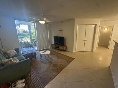 160 Yacht Club Way, Hypoluxo, FL 33462