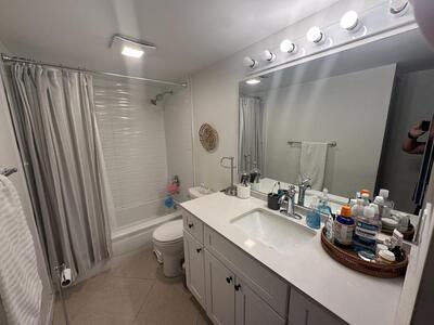 160 Yacht Club Way, Hypoluxo, FL 33462