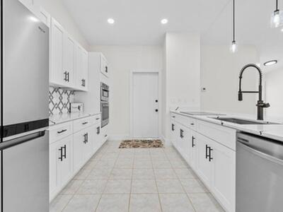 48 Bentwater Circle, Boynton Beach, FL 33426