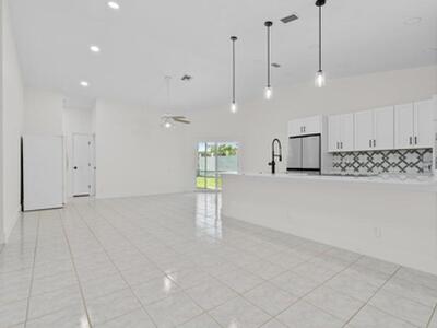 48 Bentwater Circle, Boynton Beach, FL 33426