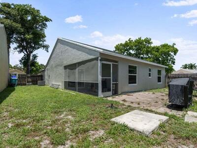 48 Bentwater Circle, Boynton Beach, FL 33426