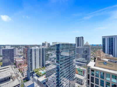 100 E Las Olas Boulevard, Fort Lauderdale, FL 33301