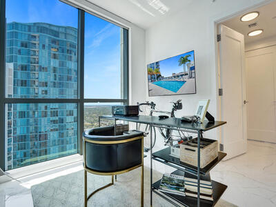 100 E Las Olas Boulevard, Fort Lauderdale, FL 33301