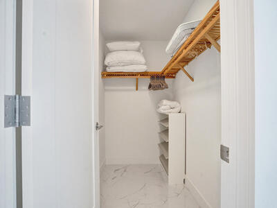 100 E Las Olas Boulevard, Fort Lauderdale, FL 33301