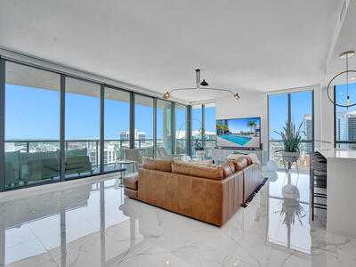 100 E Las Olas Boulevard, Fort Lauderdale, FL 33301