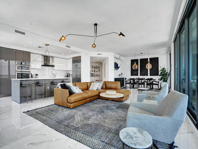 100 E Las Olas Boulevard, Fort Lauderdale, FL 33301