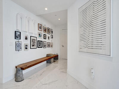 100 E Las Olas Boulevard, Fort Lauderdale, FL 33301