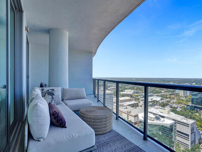 100 E Las Olas Boulevard, Fort Lauderdale, FL 33301