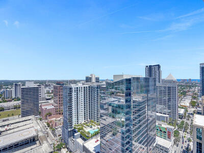 100 E Las Olas Boulevard, Fort Lauderdale, FL 33301