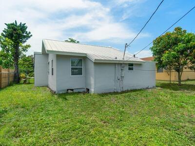 137 SW 9th Avenue, Delray Beach, FL 33444