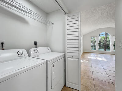 1011 Crystal Way, Delray Beach, FL 33444