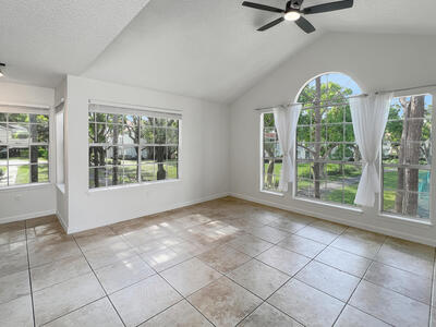 1011 Crystal Way, Delray Beach, FL 33444