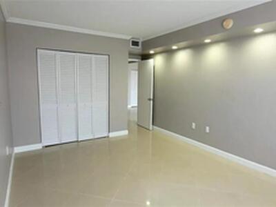 400 Kings Point Drive, Sunny Isles Beach, FL 33160