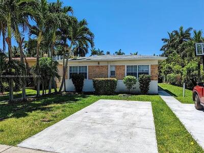 1512 NE 109th Street