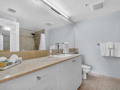 625 Casa Loma Boulevard, Boynton Beach, FL 33435