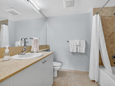 625 Casa Loma Boulevard, Boynton Beach, FL 33435