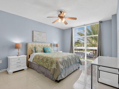 625 Casa Loma Boulevard, Boynton Beach, FL 33435