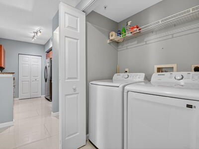 625 Casa Loma Boulevard, Boynton Beach, FL 33435