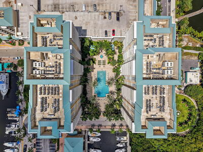 625 Casa Loma Boulevard, Boynton Beach, FL 33435