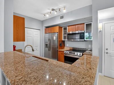 625 Casa Loma Boulevard, Boynton Beach, FL 33435