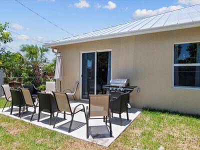 818 Foresteria Drive, Lake Park, FL 33403