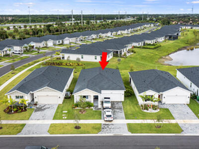 8906 Dahlia Cir, Port Saint Lucie, FL 34986