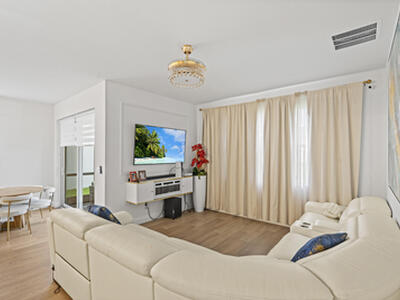 8906 Dahlia Cir, Port Saint Lucie, FL 34986