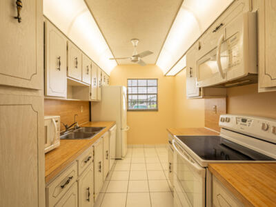 14579 Canalview Drive, Delray Beach, FL 33484