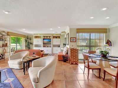 3 Stratford Drive, Boynton Beach, FL 33436