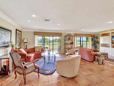 3 Stratford Drive, Boynton Beach, FL 33436