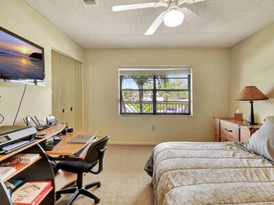 3 Stratford Drive, Boynton Beach, FL 33436