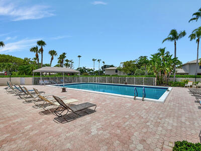 3 Stratford Drive, Boynton Beach, FL 33436