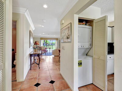 3 Stratford Drive, Boynton Beach, FL 33436