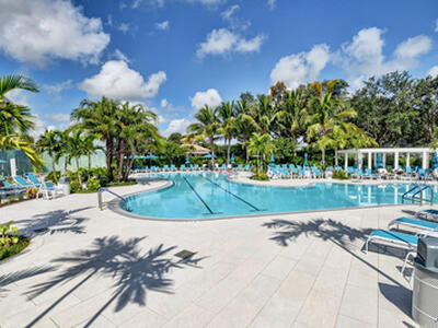 3 Stratford Drive, Boynton Beach, FL 33436