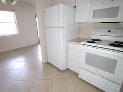 165 Canterbury G, West Palm Beach, FL 33417