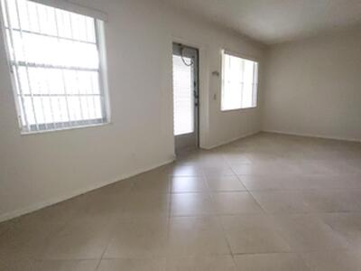 165 Canterbury G, West Palm Beach, FL 33417