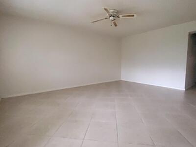 165 Canterbury G, West Palm Beach, FL 33417