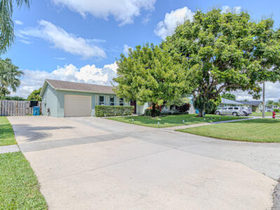 787 Carissa Drive, Royal Palm Beach, FL 33411