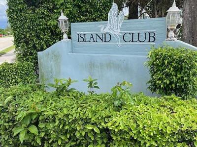 3841 Island Club Circle E