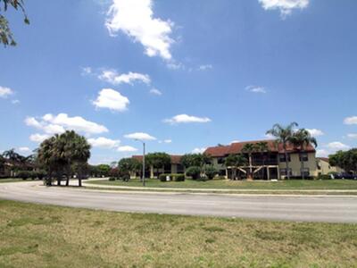 4706 E Lucerne Lakes Boulevard, Lake Worth, FL 33467