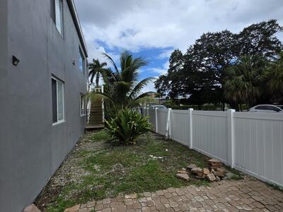 201 S Lakeside Drive, Lake Worth Beach, FL 33460