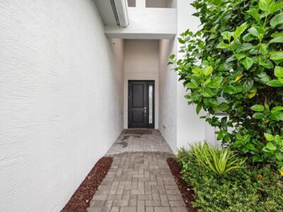 5546 Saint Armands Way