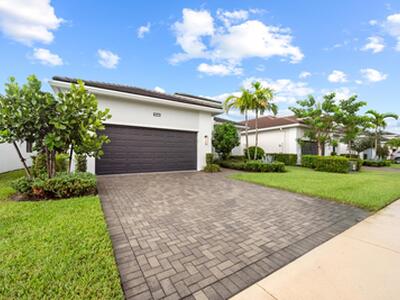 5546 Saint Armands Way, Westlake, FL 33470