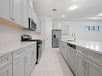 5546 Saint Armands Way, Westlake, FL 33470