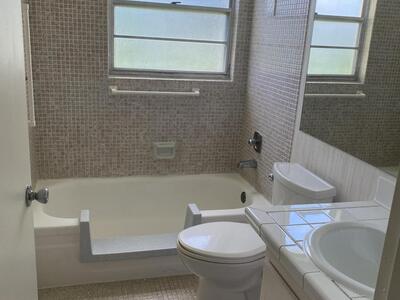 528 Mansfield M Street N, Boca Raton, FL 33434