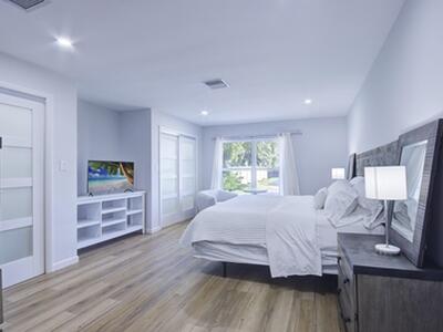 1950 NE 30th Street, Lighthouse Point, FL 33064