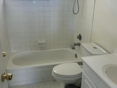 7200 NW 2nd Avenue, Boca Raton, FL 33487