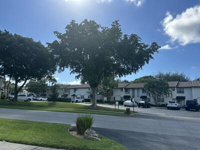 7200 NW 2nd Avenue, Boca Raton, FL 33487